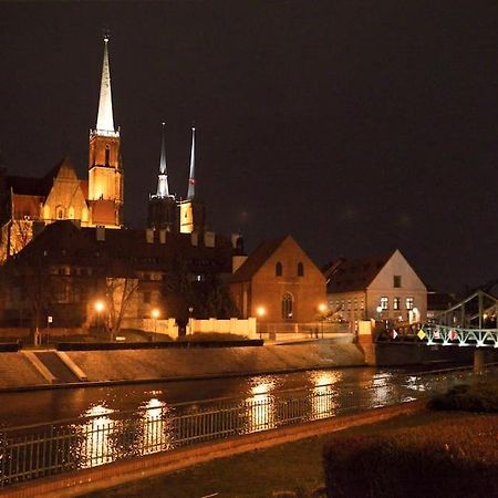 Natural Apartment In The City Center - Old Town Breslavia Esterno foto