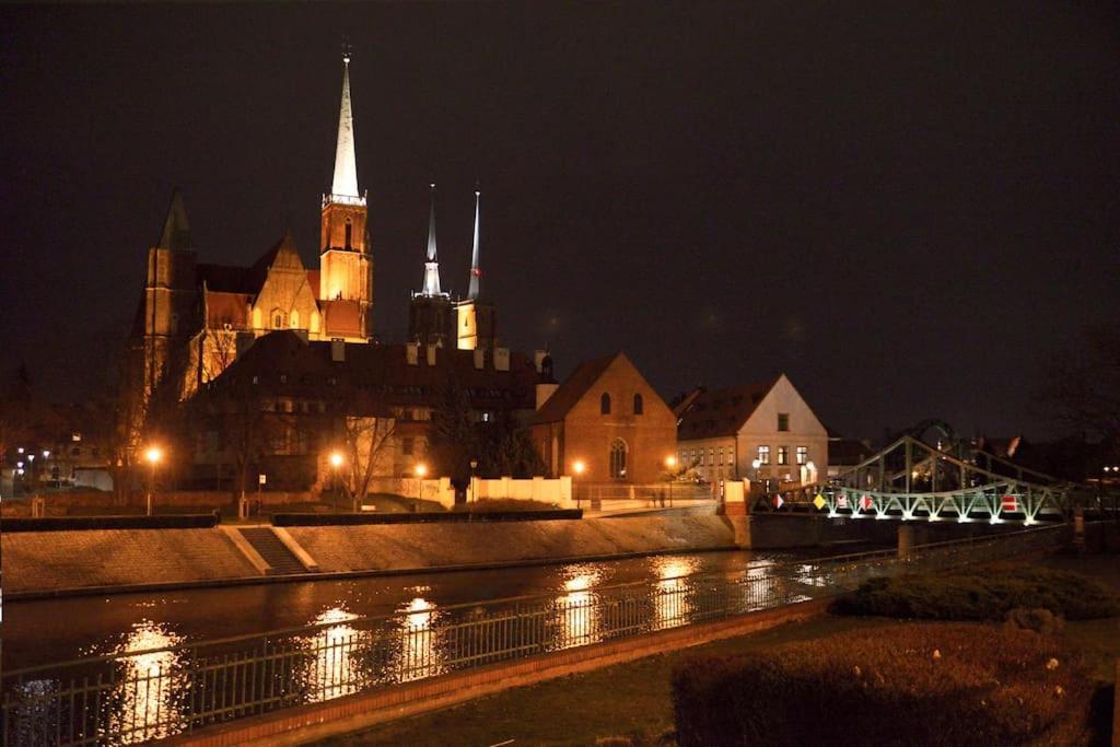 Natural Apartment In The City Center - Old Town Breslavia Esterno foto