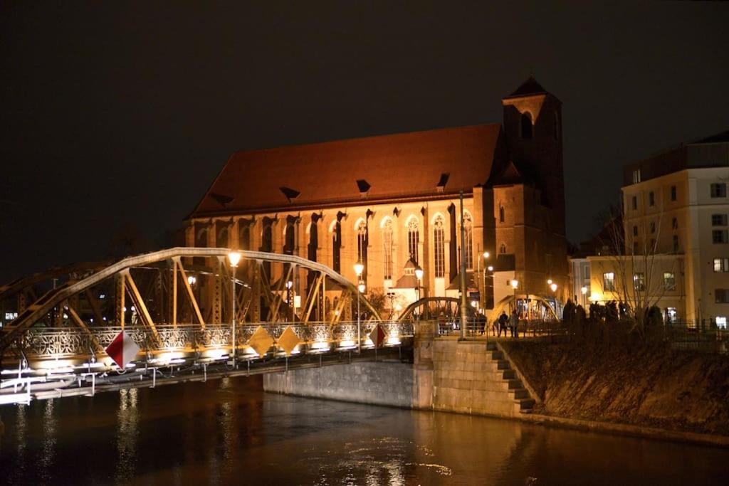 Natural Apartment In The City Center - Old Town Breslavia Esterno foto